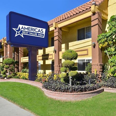 Americas Best Value Inn & Suites Forsyth Exterior photo